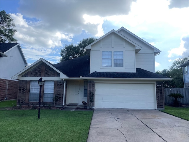 view of front facade featuring a garage and a front yard