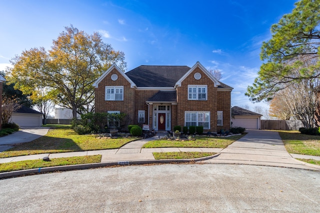 view of front of house with a front lawn