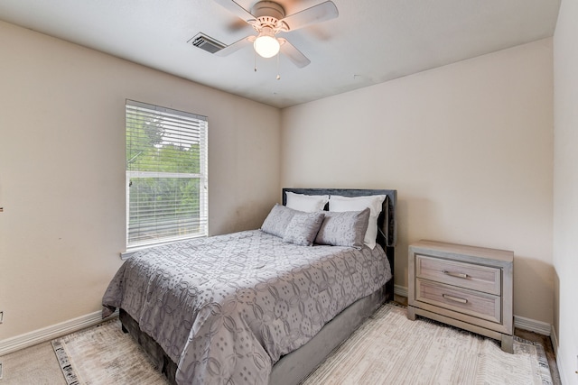 bedroom featuring ceiling fan