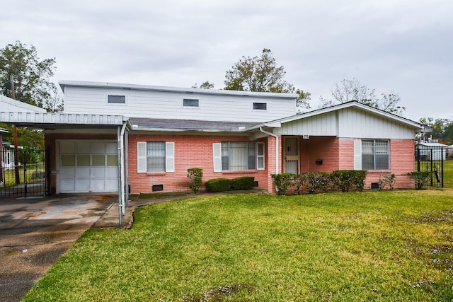 view of front of home with a front lawn and a carport