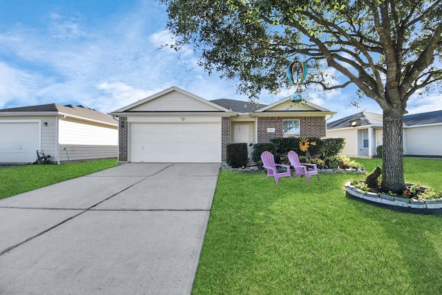 ranch-style house featuring a front lawn and a garage