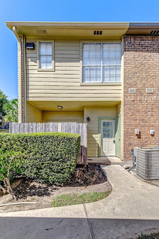 view of front of home with a patio area