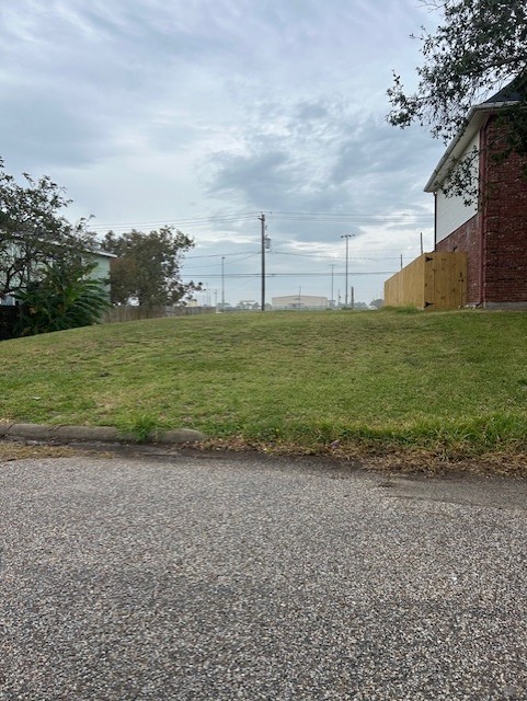 21 Kleinmann, Galveston TX, 77551 land for sale