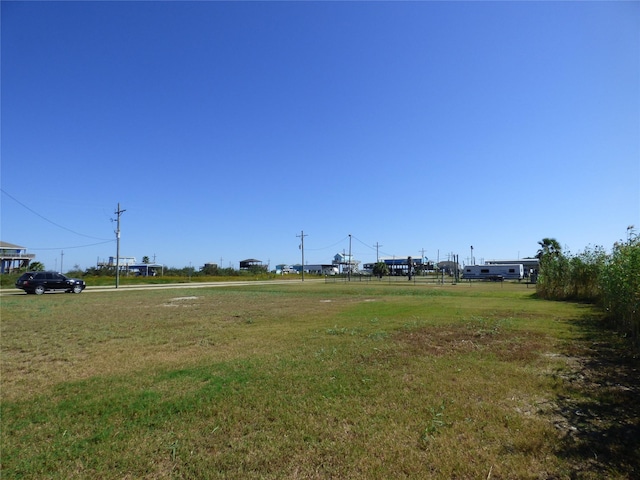 Listing photo 3 for 1101 Van Sant St, Gilchrist TX 77617