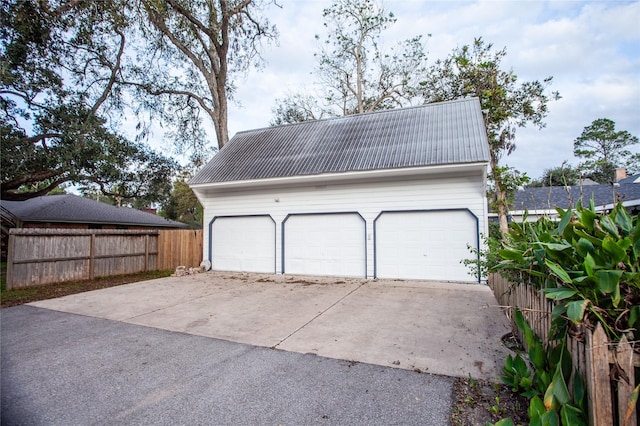 618 W Lang St, Alvin, TX 77511 - photo 6