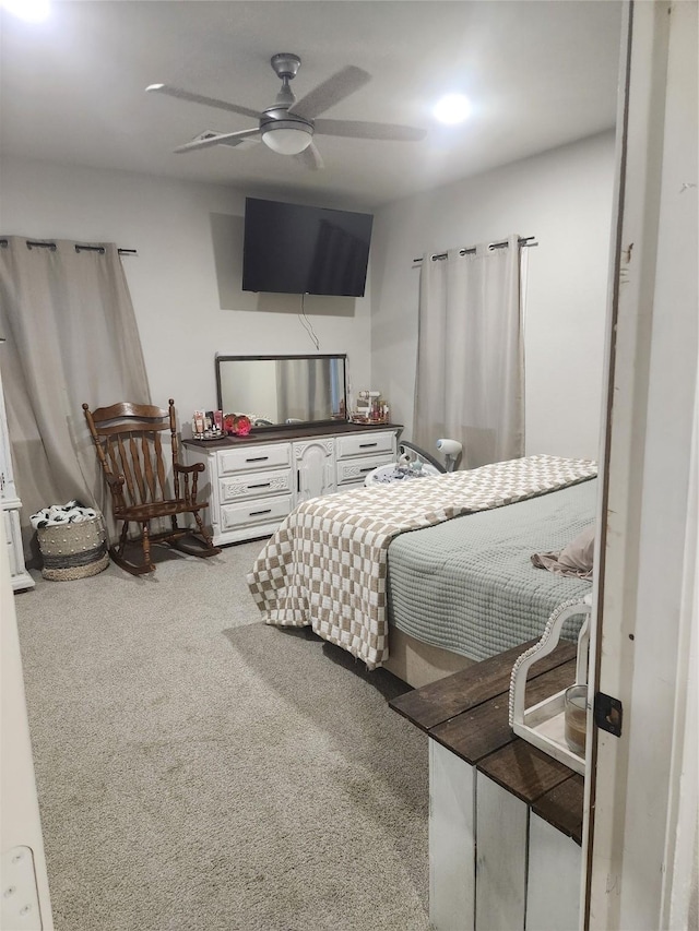 bedroom featuring carpet flooring and ceiling fan