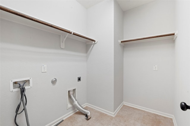 clothes washing area featuring hookup for an electric dryer, hookup for a gas dryer, light tile patterned floors, and hookup for a washing machine