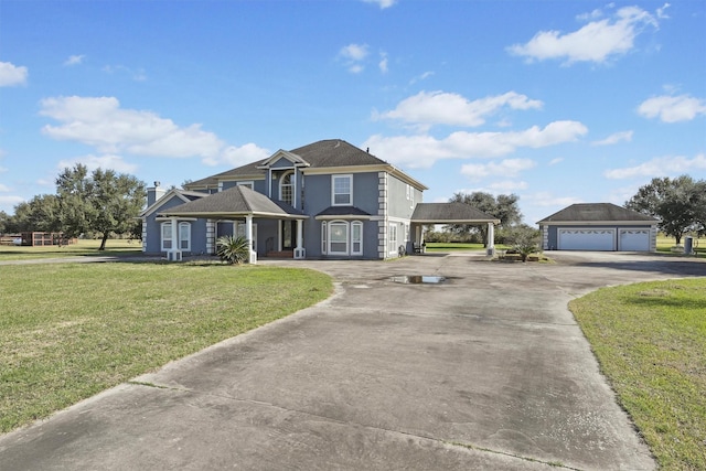 view of front of house with a front lawn