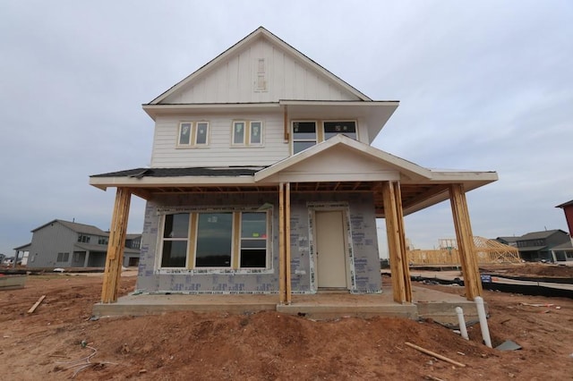 view of front of house with covered porch