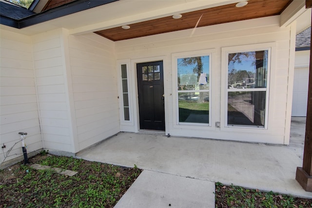 view of property entrance