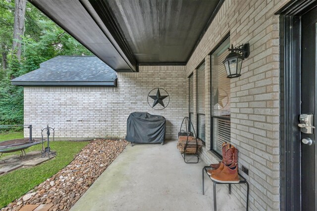 view of patio / terrace featuring grilling area