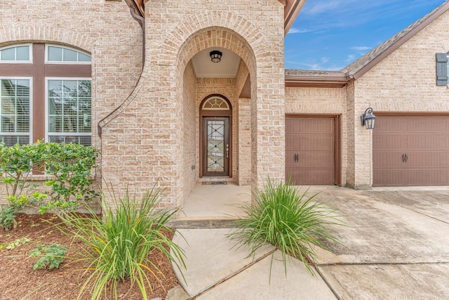 property entrance featuring a garage