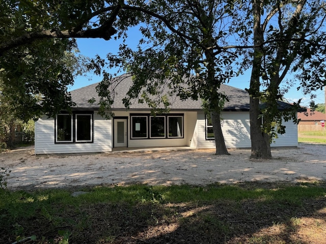 view of front of house