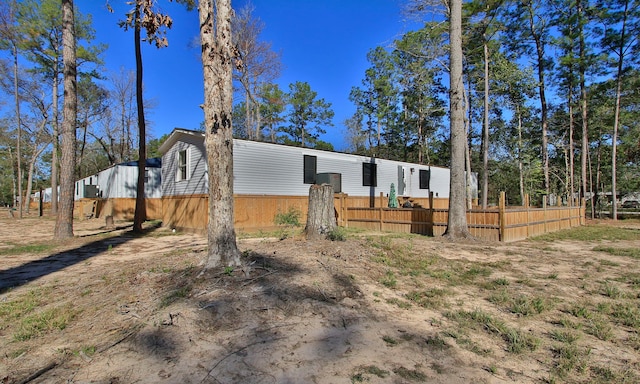 view of manufactured / mobile home