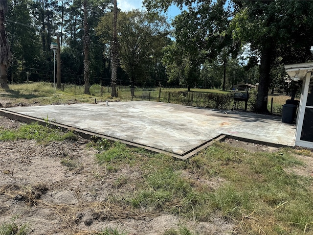 411 Lawrence Rd, Trinity, TX 75862 - view of patio / terrace