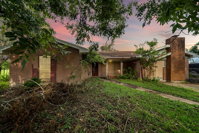 view of front of property