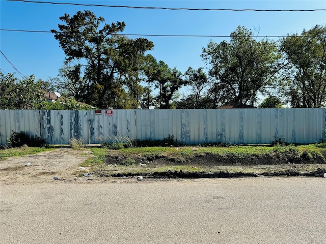 6002 Los Angeles St, Houston TX, 77026 land for sale