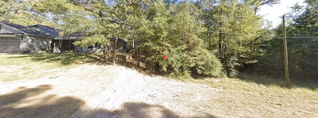 Listing photo 3 for TBD Magnolia Ln, Onalaska TX 77360