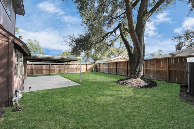 view of yard with a patio