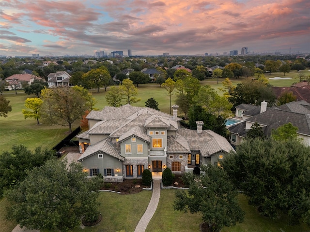 view of aerial view at dusk