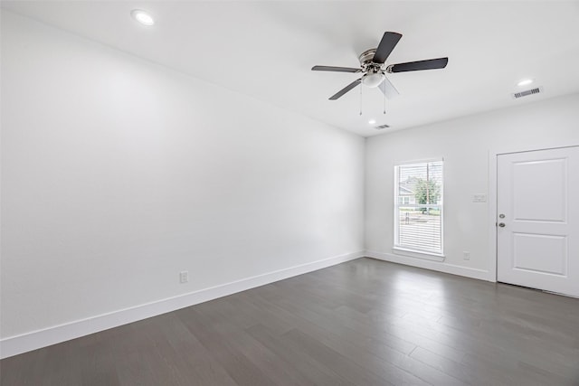 8211 Gladstone St, Houston, TX 77051 - unfurnished room featuring dark wood-style flooring, recessed lighting, and ceiling fan