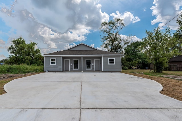8211 Gladstone St, Houston, TX 77051 - ranch-style house with concrete driveway and roof with shingles