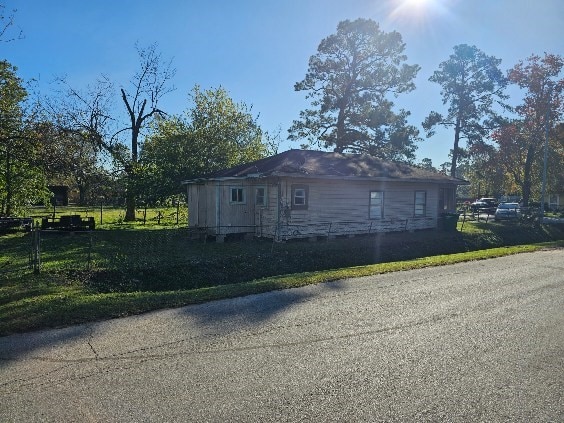 view of side of property