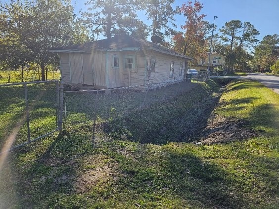 view of home's exterior