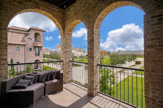 balcony featuring an outdoor living space