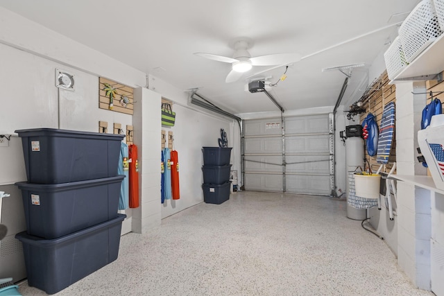 garage featuring ceiling fan