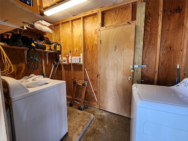 laundry room featuring washing machine and dryer