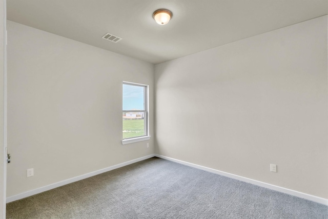 empty room featuring carpet