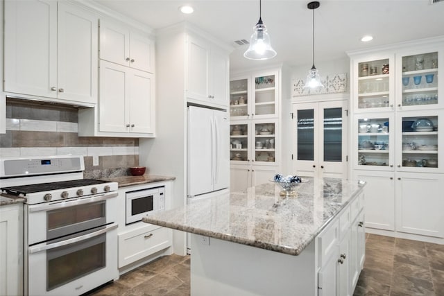 32027 Meadow View Ln, Waller, TX 77484 - photo 16
