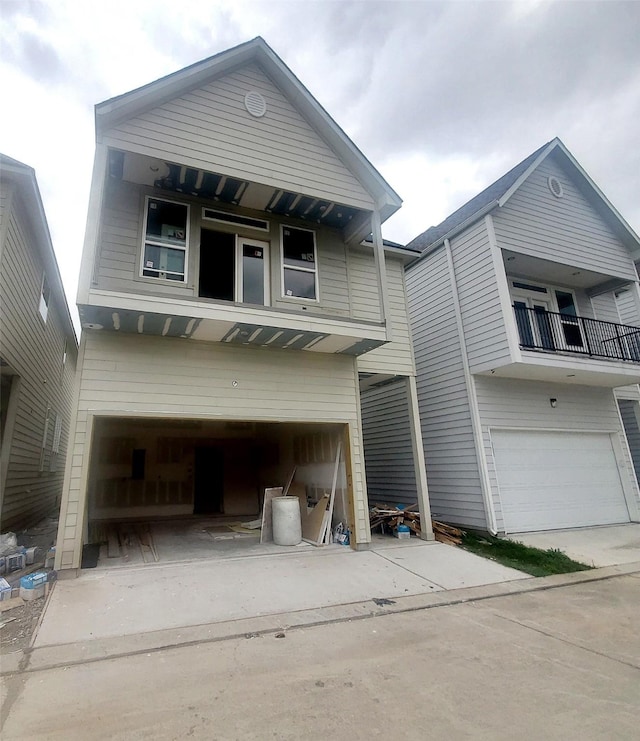 view of front of home featuring a garage