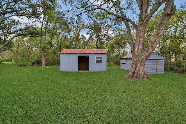 exterior space with a yard