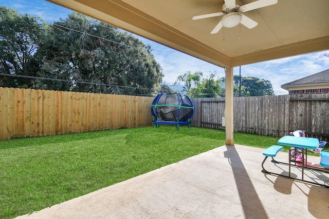 view of patio with ceiling fan