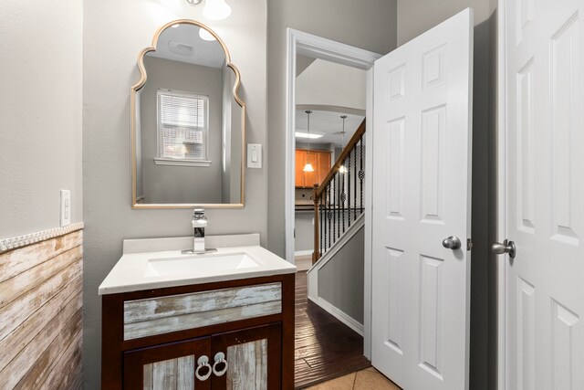 411 White Oak Pointe, League City, TX 77573 - bathroom with vanity