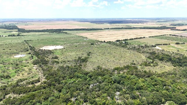 04LD1127 Lcr 607, Mart, TX 76642