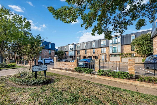 2400 N Braeswood Blvd Unit 227, Houston, TX 77030 - view of home's community featuring a residential view