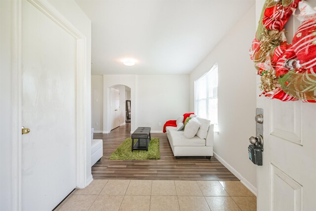 living area with light wood-type flooring