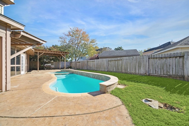 view of pool featuring a pergola and a patio