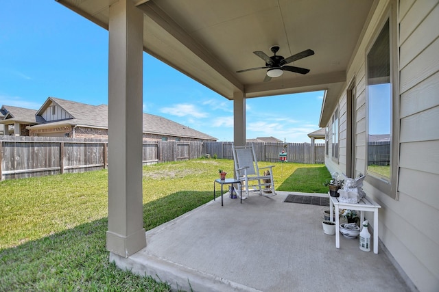 view of patio with ceiling fan