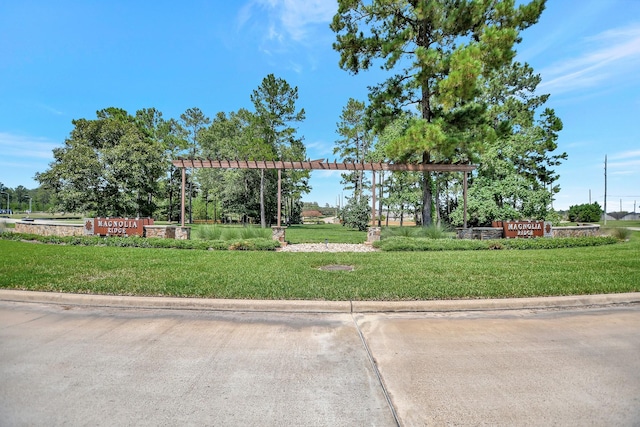 exterior space with a lawn