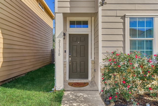 view of property entrance