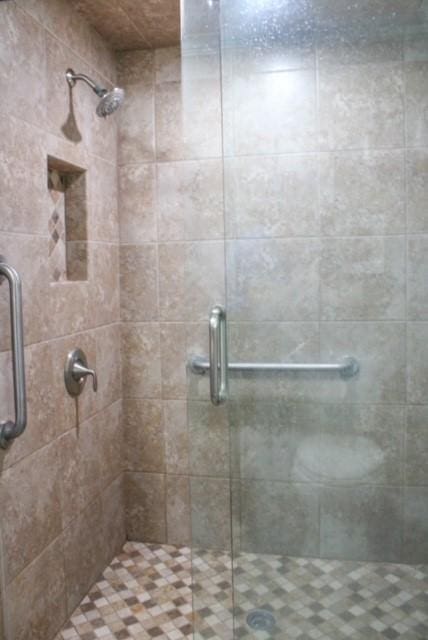 bathroom with walk in shower