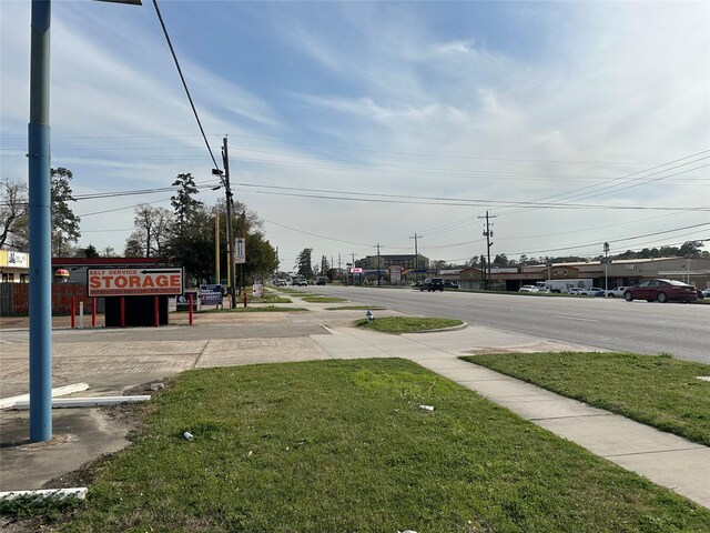 1806 N Frazier St, Conroe, TX 77301 - photo 8