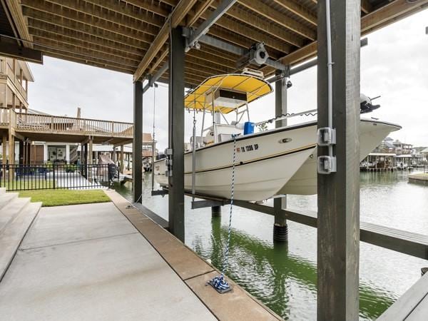 view of dock featuring a water view