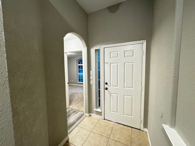 view of tiled entryway