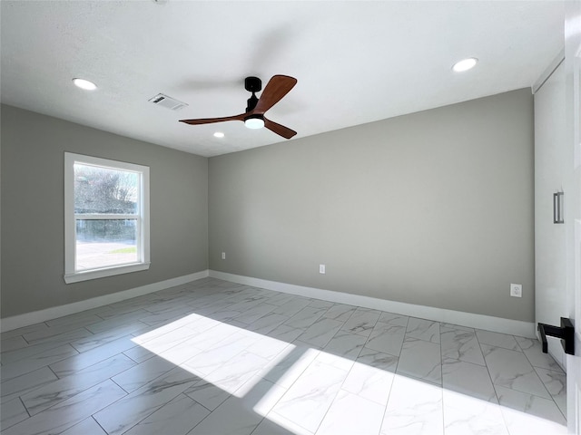 empty room with ceiling fan