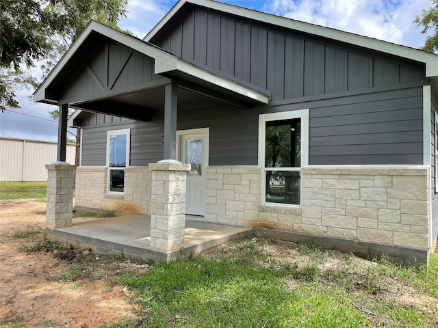 exterior space with a porch